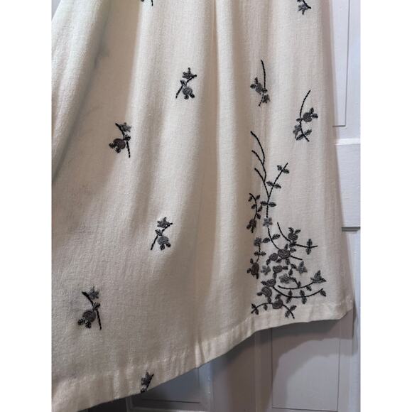 NWT Vintage Marcel Marongiu Ivory Embroidered Floral Maxi Skirt Size 40 - Picture 8 of 16